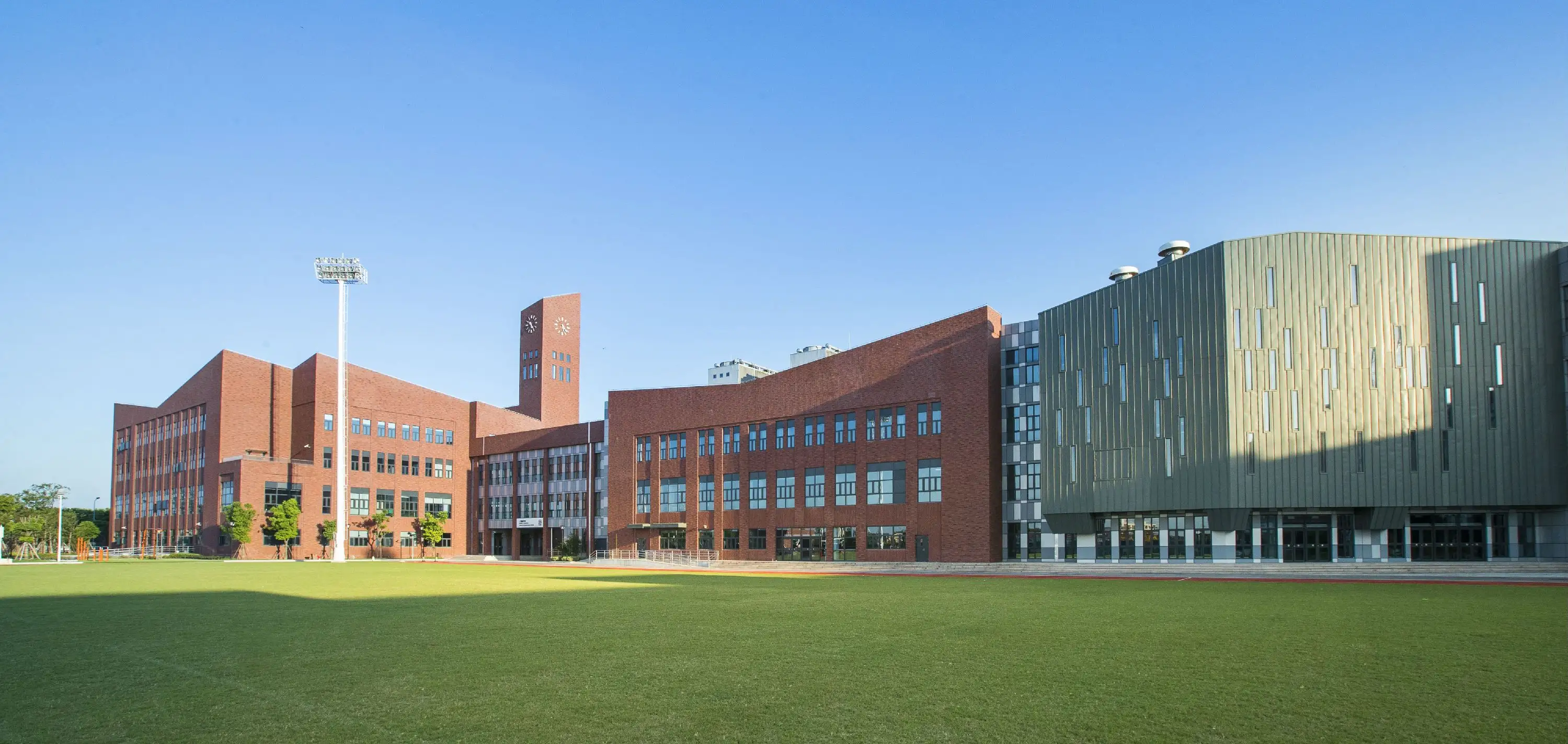 上海德闳学校